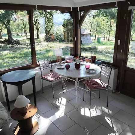 Paulagite De 2 à 4 Pers, Vue Sur La Dordogne, Proche De Padirac Et Rocamadour