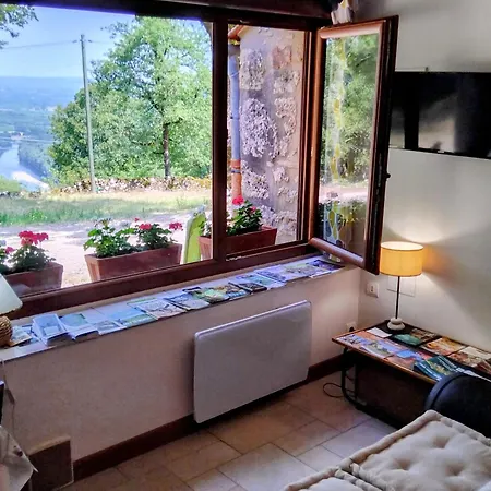 Ferienhaus Paulagite De 2 A 4 Pers, Vue Sur La Dordogne, Proche De Padirac Et Rocamadour *